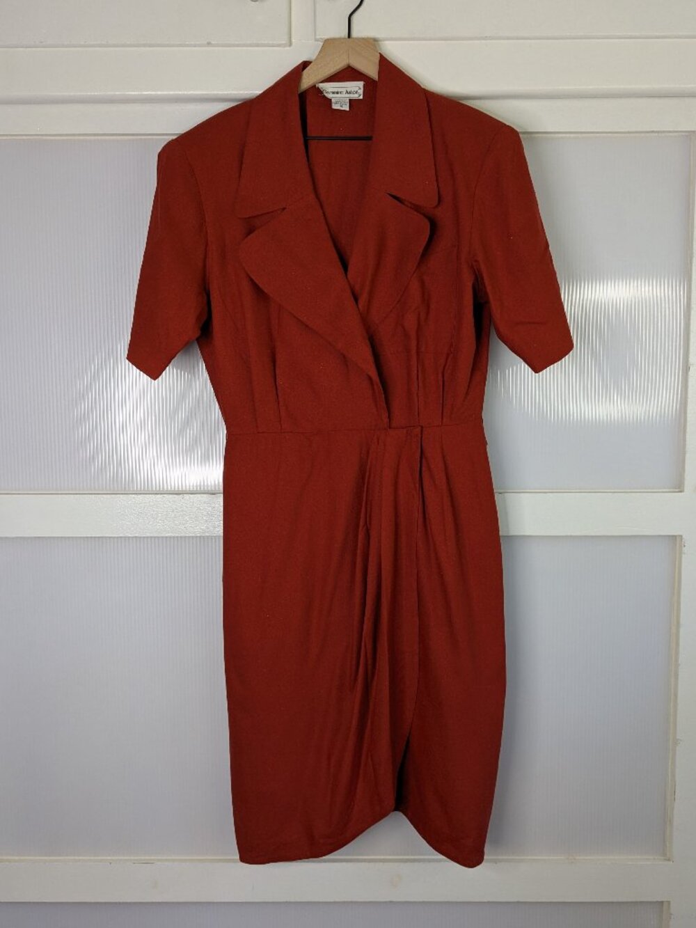 Germaine Astor 100% Silk Red Brick Faux Wrap Dress Size 14 Vintage Short Sleeves